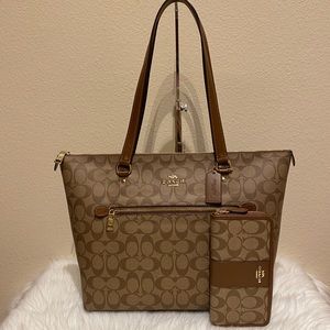 Coach purse and wallet set